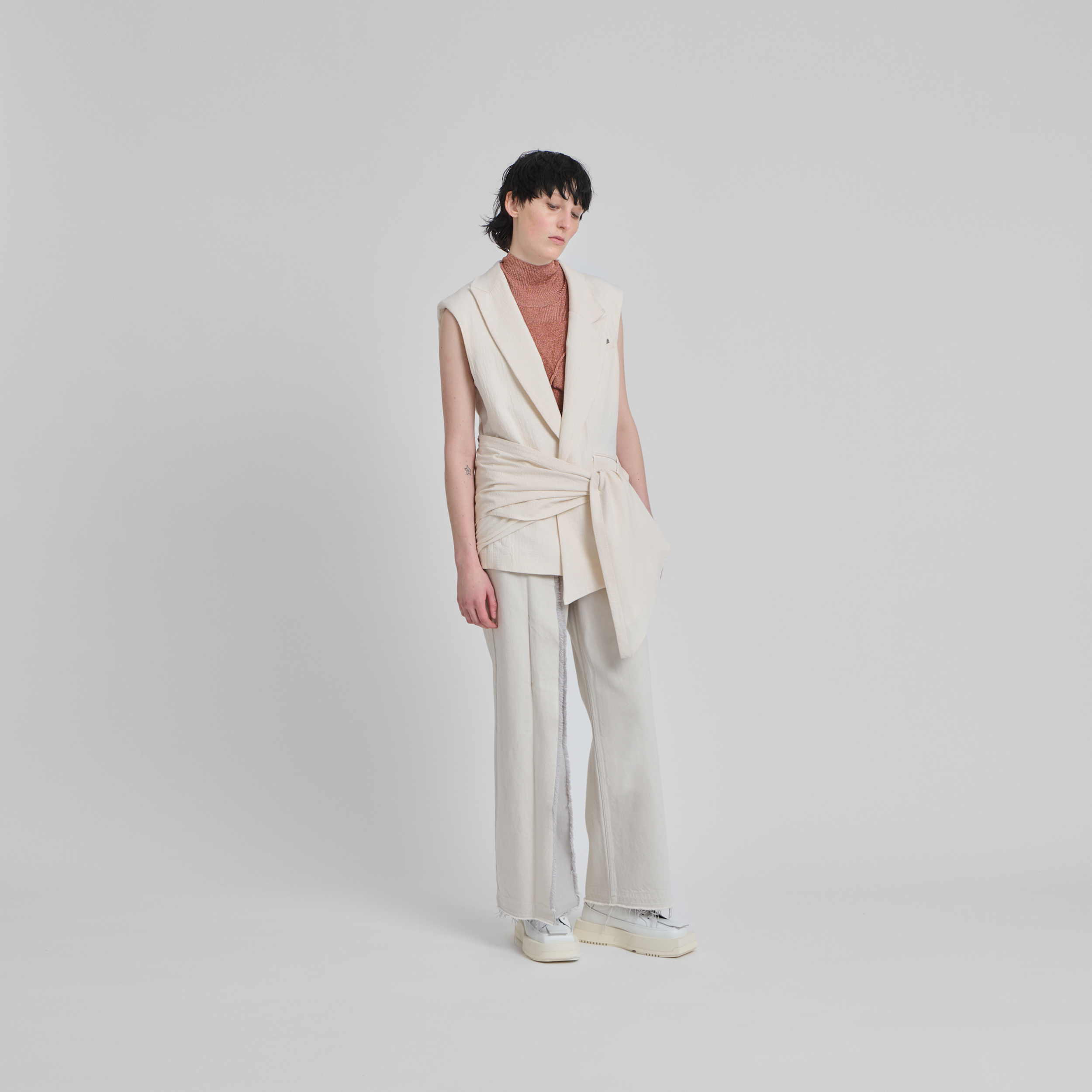 Future Present - KOTOHAYOKOZAWA | Layered-tie Sleeveless Jacket