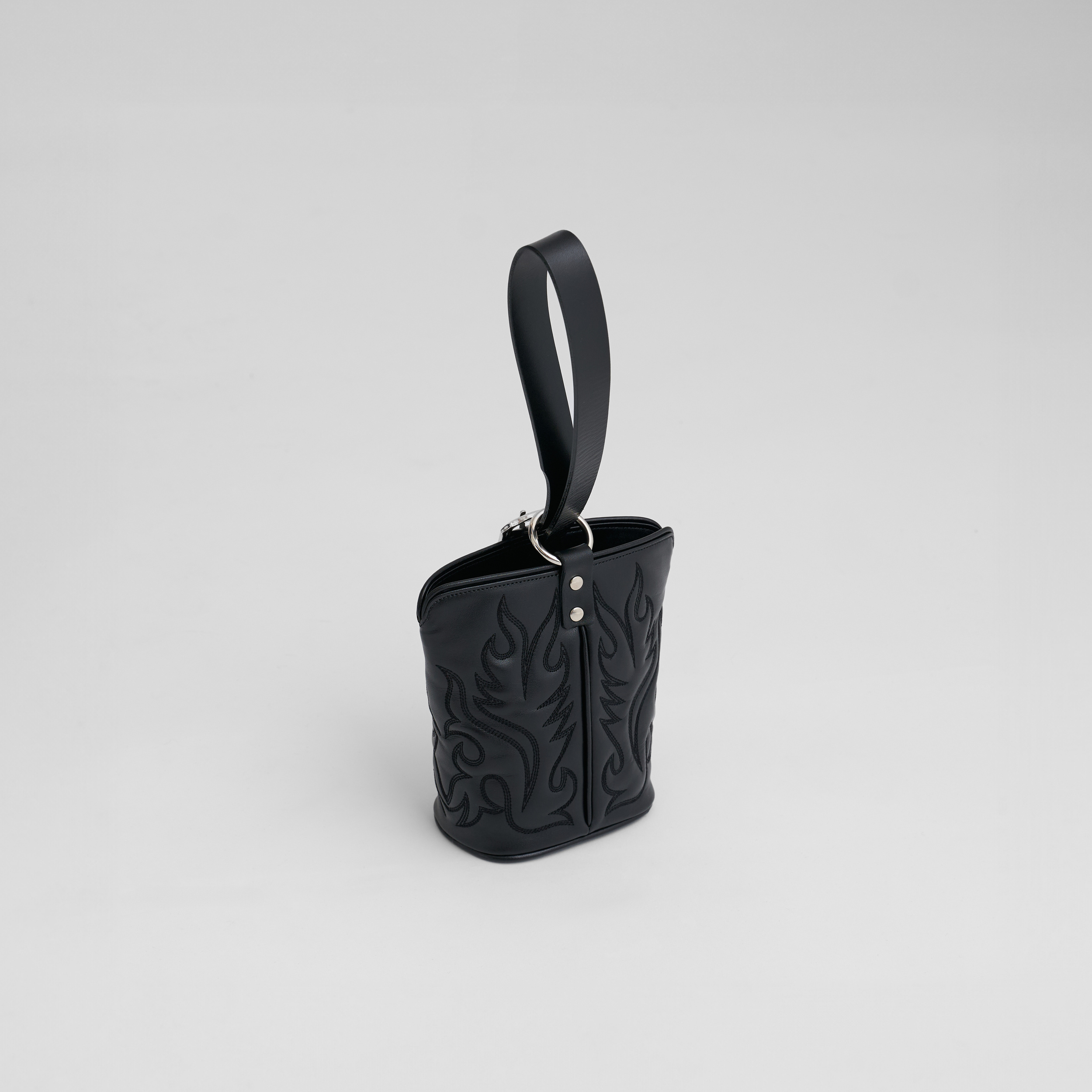 Future Present - TOGA ARCHIVES | Western Hand Bag