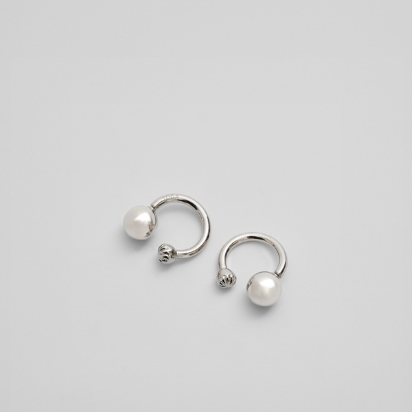 TOGA TOO Ring pierced earrings シルバー TOGA（トーガ）の「【TOGA TOO/トーガトゥ】Ring pierced