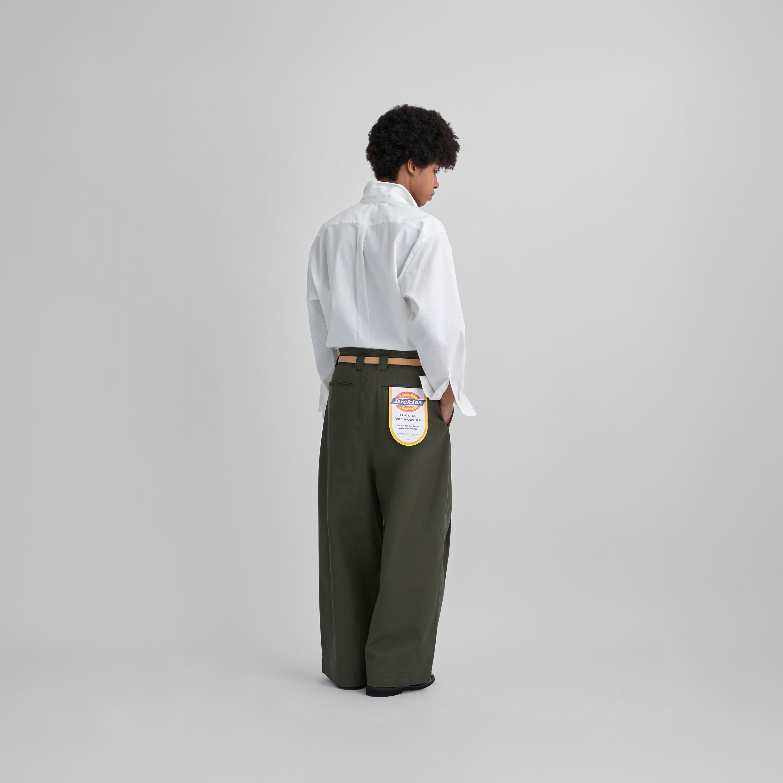 【SHINYA KOZUKA】Baggy with Dickies SHINYA KOZUKA DICKIES 2101SK57 BAGGY PANTS BEIGE SS22 | DOSHABURI
