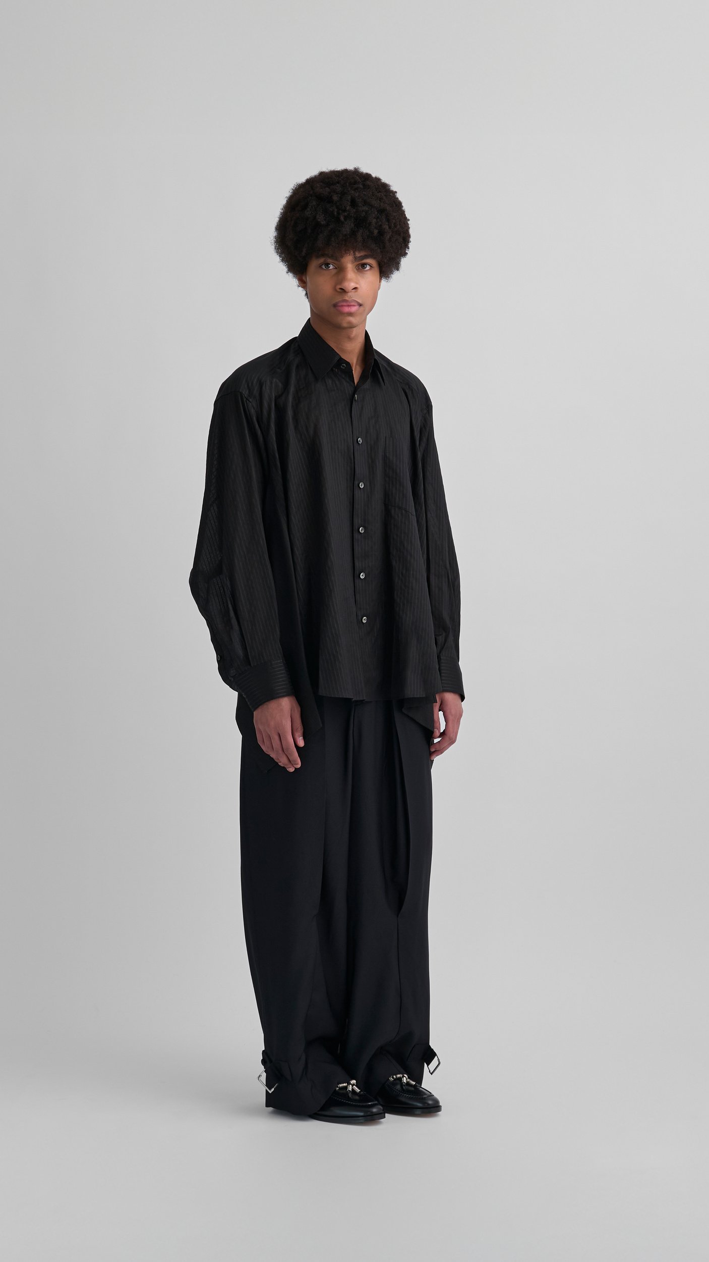 beautiful people CREATIONS-TOKYO ブラックポーチ plaid vinyl logo poach – beautiful people online store