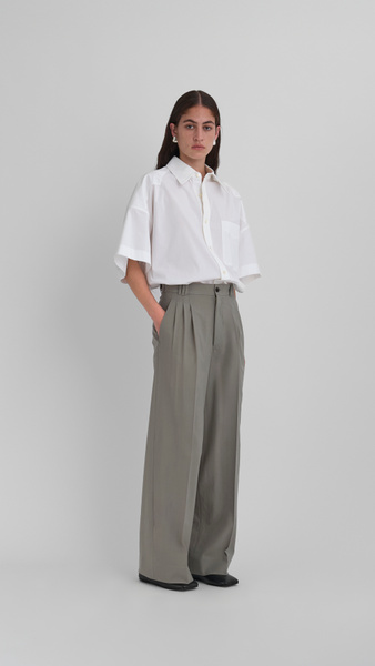 YOKE BELTED 2TUCK WIDE TROUSERS グレージュ 1248_eba34963c0-h_20250603-
