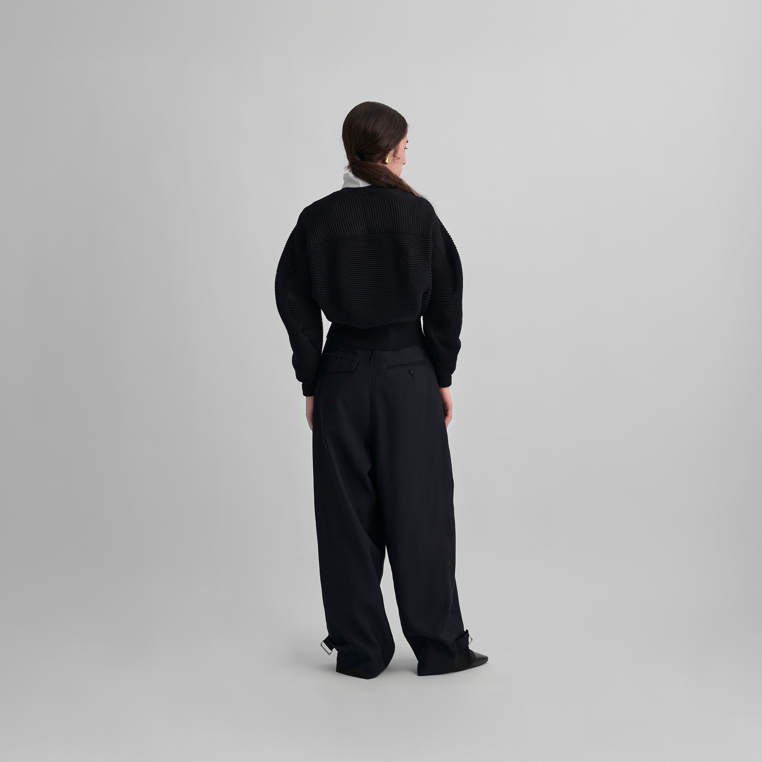Future Present - MAME KUROGOUCHI | Curved Sleeve Knitted Cardigan