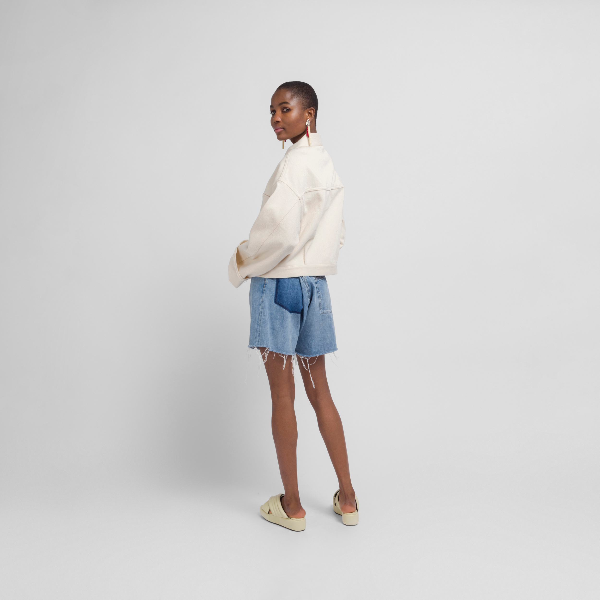 Future Present - YOKE | Jacquard Belt Wide Shorts
