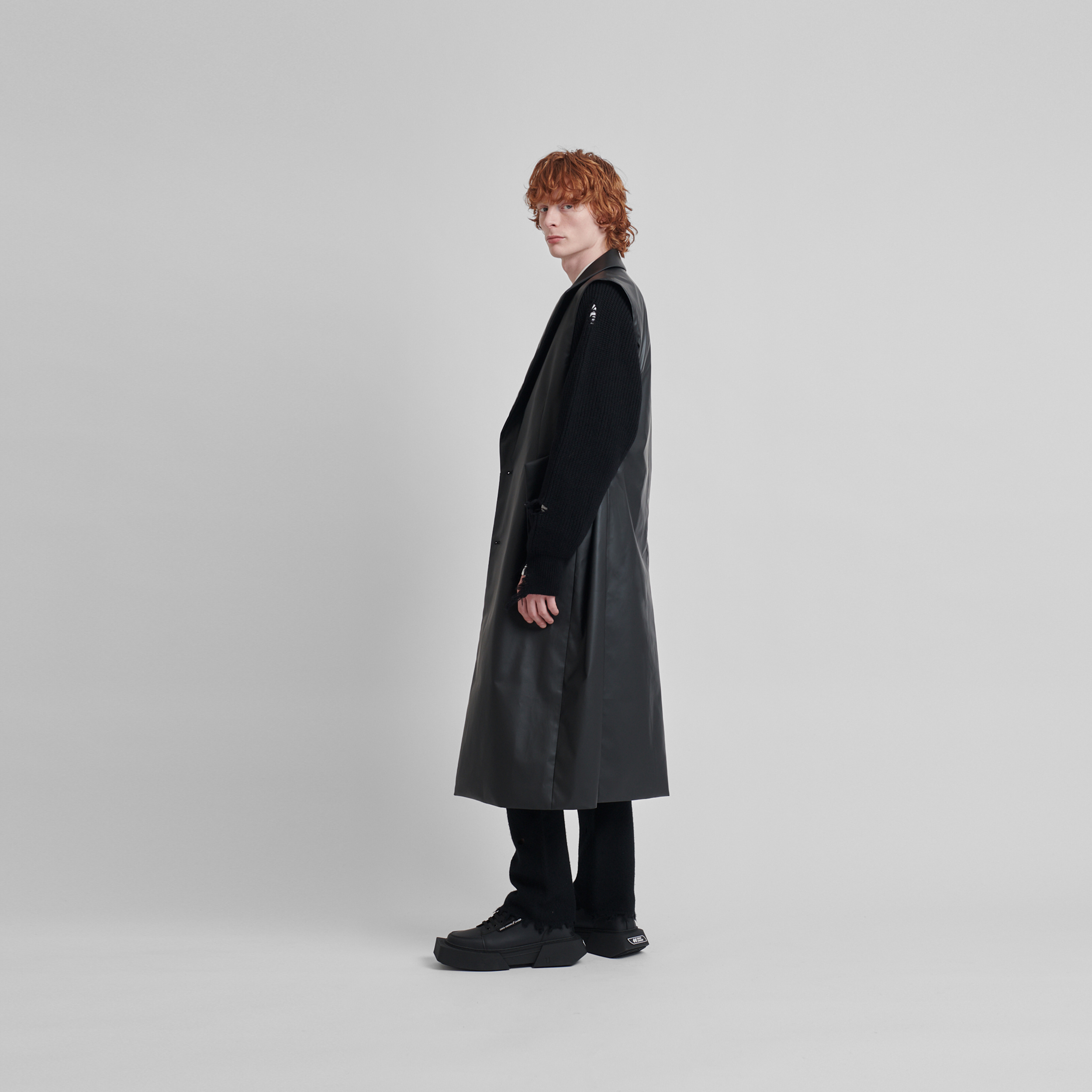 Future Present - SSSTEIN | Oversized No Sleeve Jacket